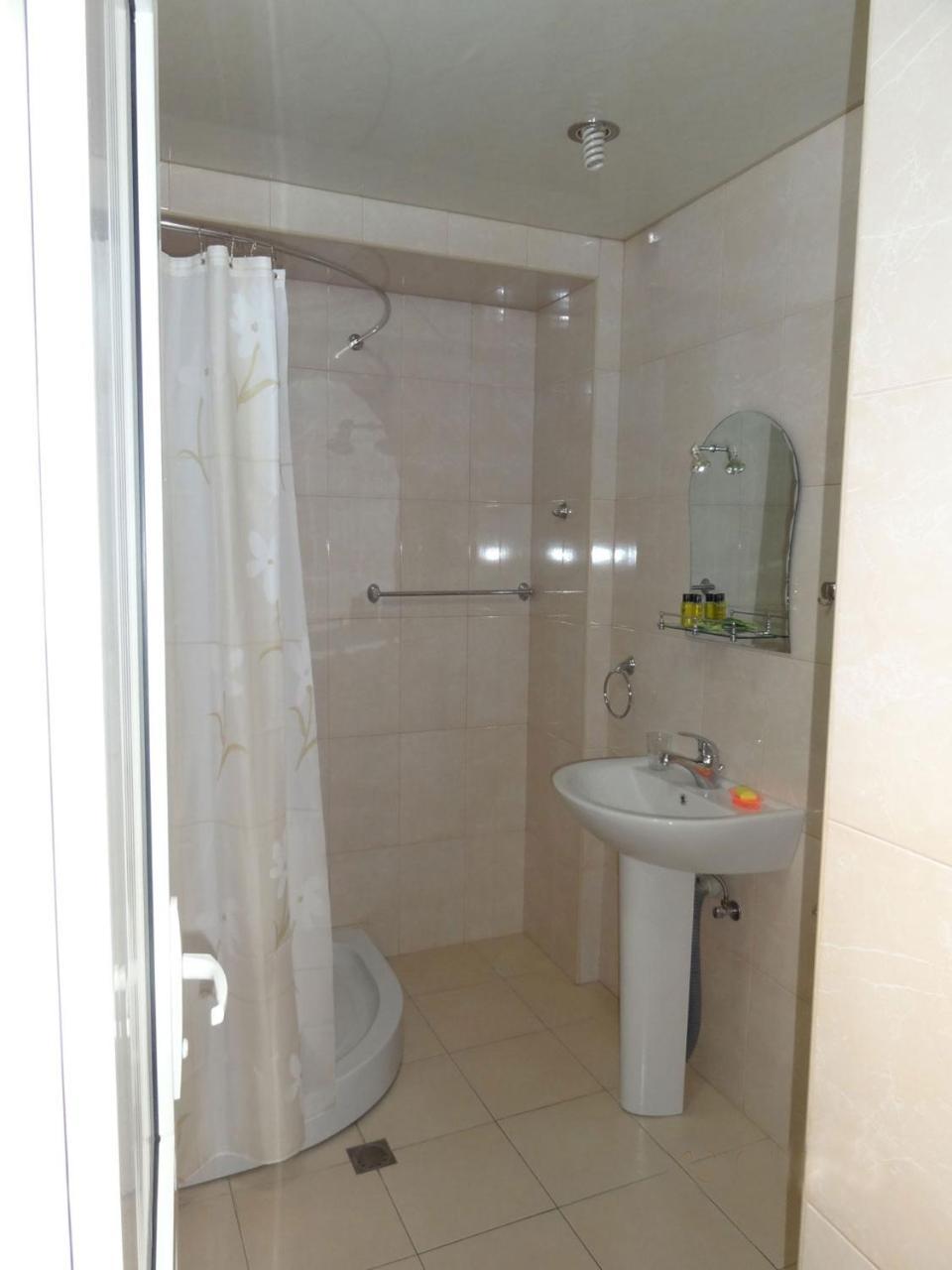Apartment In The Center Of Yerevan By The Republic Square Buitenkant foto