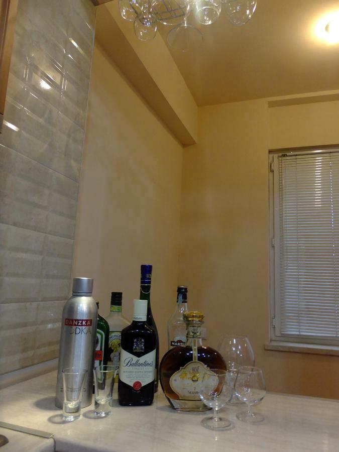 Apartment In The Center Of Yerevan By The Republic Square Buitenkant foto